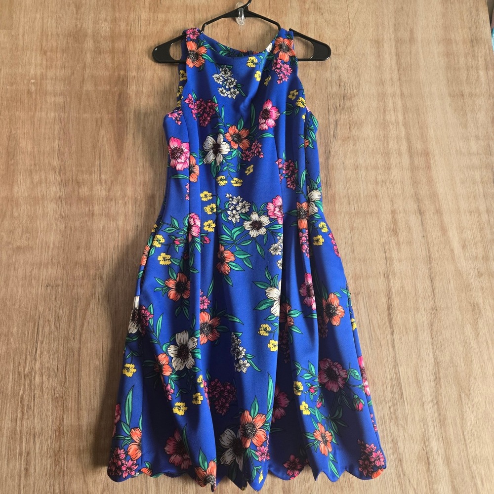 Vince Camuto Floral Scalloped Hem Dress Womens Size 8 Blue Fit Flare Sleeveless